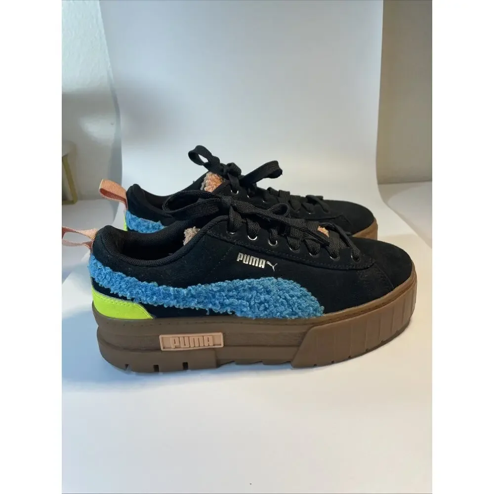PUMA Mayze Cuddle Black Blue Glow Gum Platform Women's Size 8 Suede 385519-01